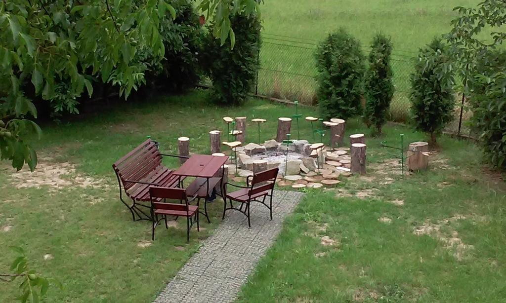 Homestay Strozowka Gorlice Exterior foto